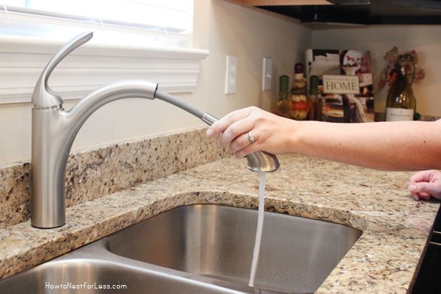 Pull-out kitchen faucet at home