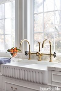 double faucet farmhouse sink